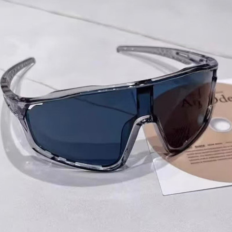 🕶️ 50% OFF NOW! 🚴 Photochromic Sports Glasses – Smart Light Adaptation & Windproof – Panoramic cycling goggles & anti-slip running eyewear 🏃